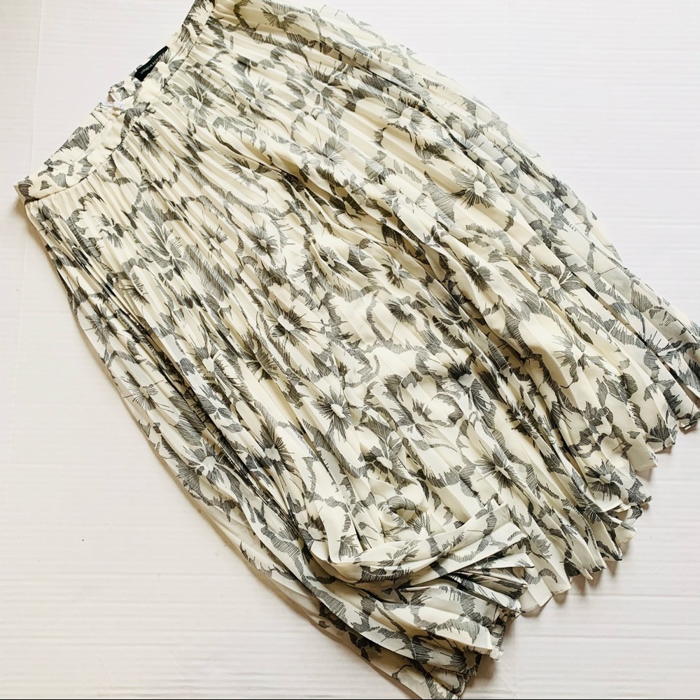 Banana Republic Floral Midi/Maxi Skirt